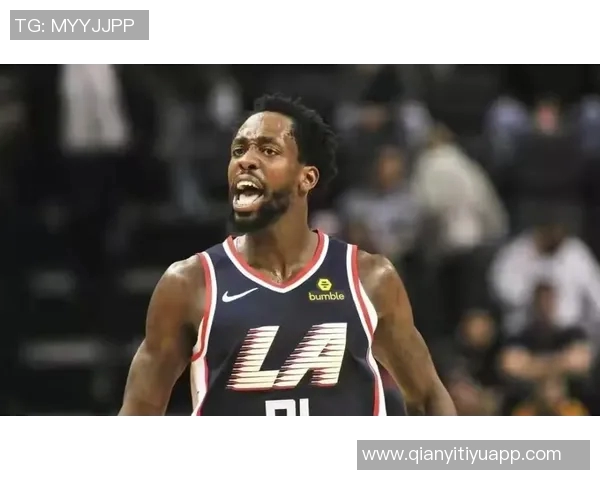 比尔西蒙斯点评拉塞尔表现如同短暂客人乐趣后急于离去