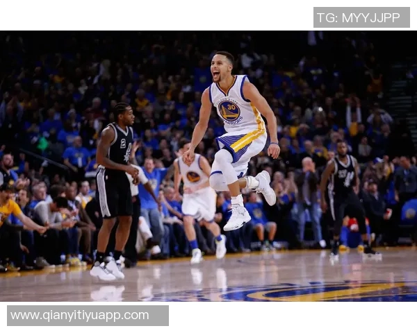 历史上单场投中10个以上三分球的球员盘点库里独占鳌头超越二三四名总和